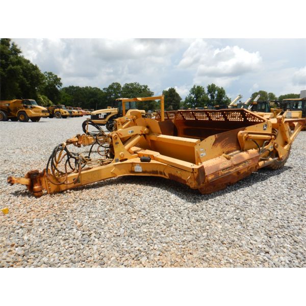 2013 JOHN DEERE 1812C Pull Scraper