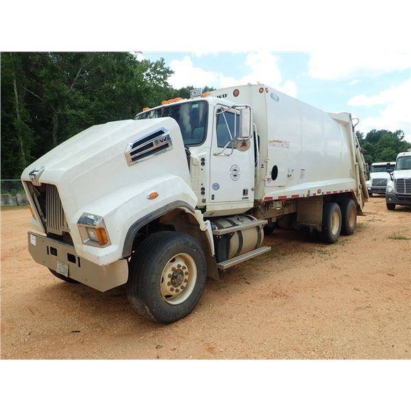 2017 WESTERN STAR 4700SF Garbage / Sanitation Truck