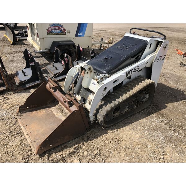 2010 BOBCAT MT-55 Skid Steer Loader - Crawler