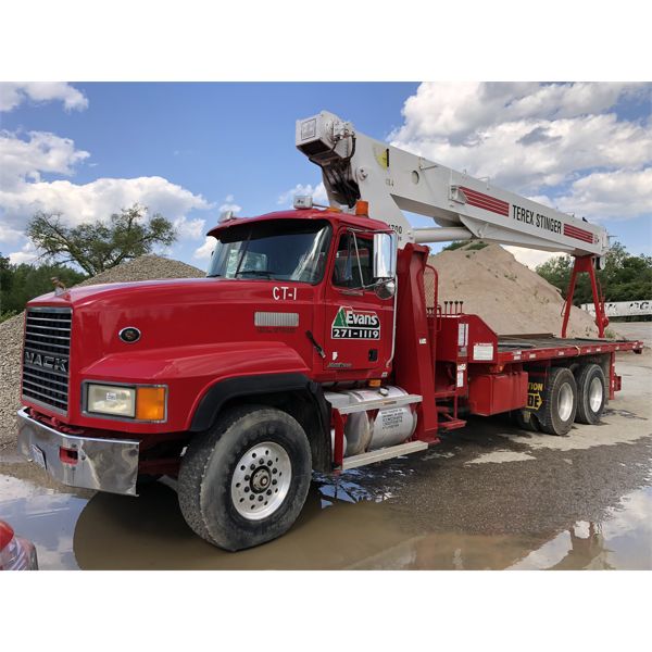 1999 MACK CL713 Boom / Crane Truck