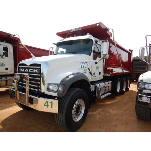 2021 MACK GR64F Dump Truck