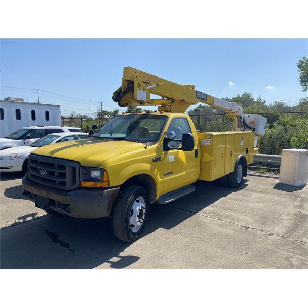 2001 FORD F450 Bucket Truck