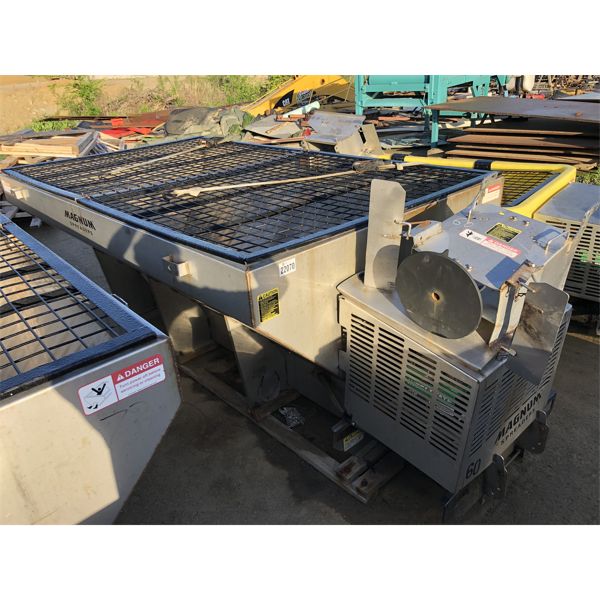 MAGNUM 10' SPREADER BODY