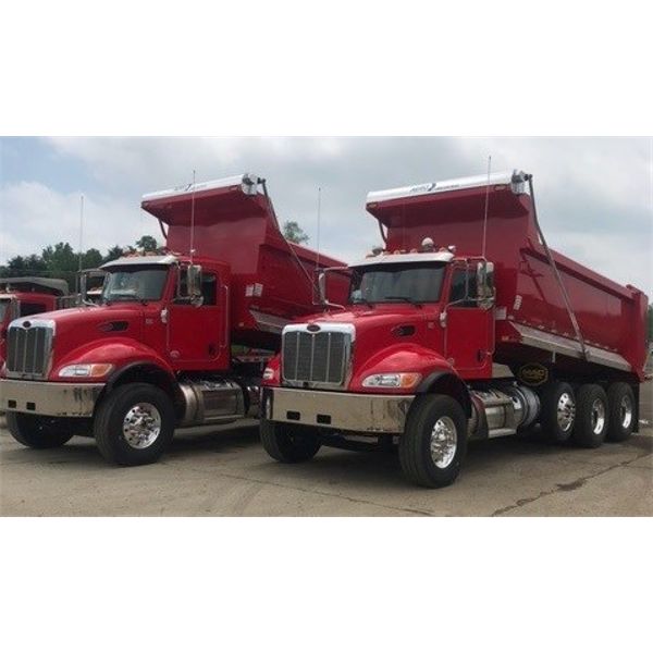 2023 PETERBILT 348 Dump Truck