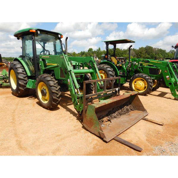 JOHN DEERE 5420 Farm Tractor