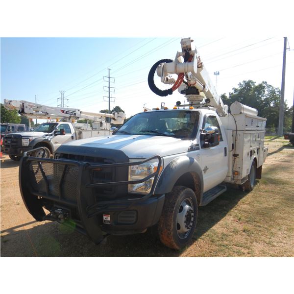 2014 FORD F550 XL Bucket Truck