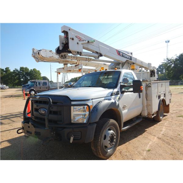 2014 FORD F550 XL Bucket Truck