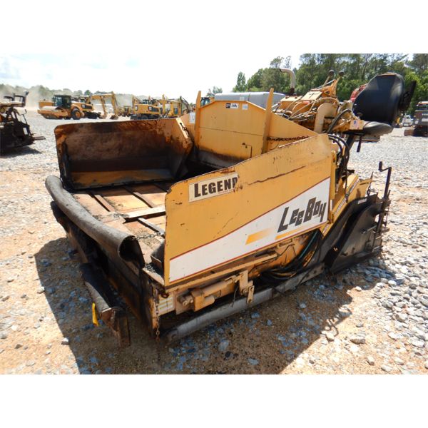 LEEBOY 8000T Asphalt Paver