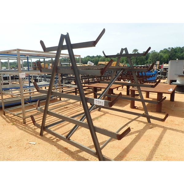 PIPE & METAL STORAGE RACK (B9)