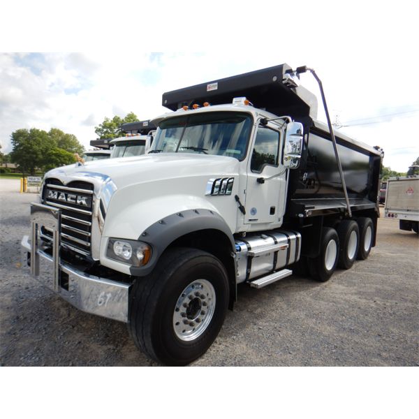 2022 MACK GR64F Dump Truck