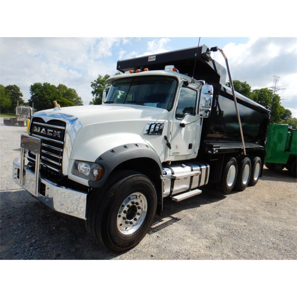 2022 MACK GR64F Dump Truck