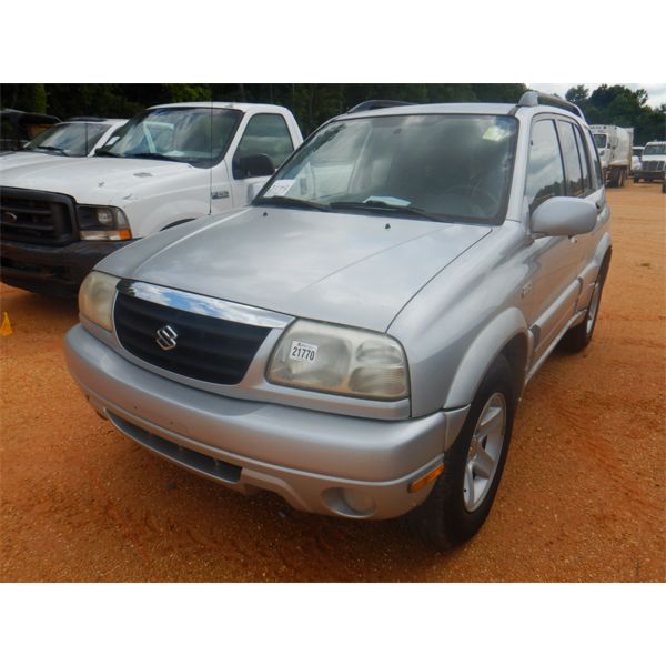 2003 SUZUKI GRAND VITARA SUV