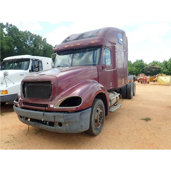 2007 FREIGHTLINER COLUMBIA Sleeper Truck