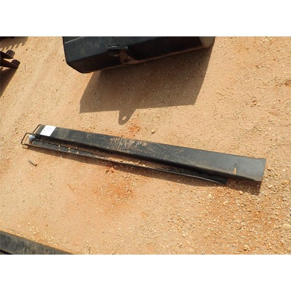 (1) SET 84" LIGHT DUTY FORK EXTENSION (B6)