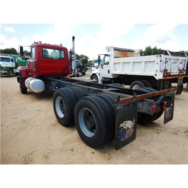 1993 MACK RD690S Cab and Chassis Truck - J.M. Wood Auction Company