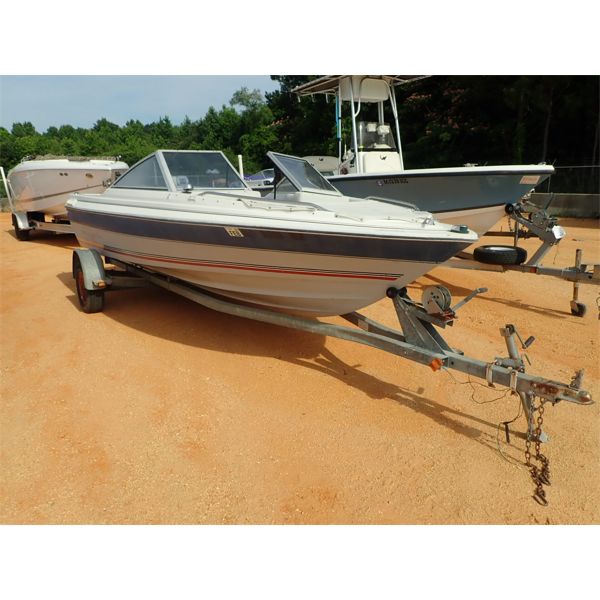 BAYLINER 18'  Boat