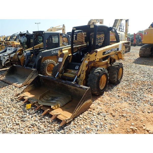 2002 JOHN DEERE SL270 Skid Steer Loader - Crawler