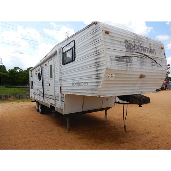 2001 SPORTSMEN  Travel Trailer