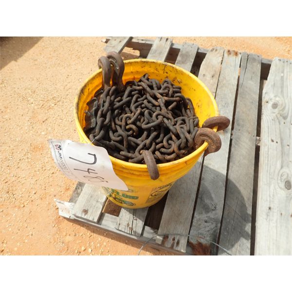 (1) BUCKET CHAINS (B9)