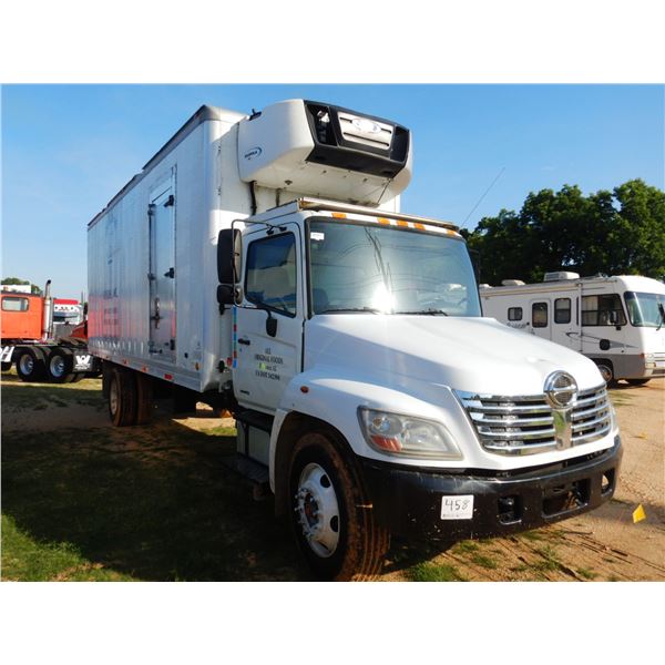 2007 HINO  Reefer / Refrigerated Truck