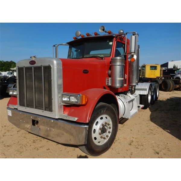 2006 PETERBILT 379 Day Cab Truck
