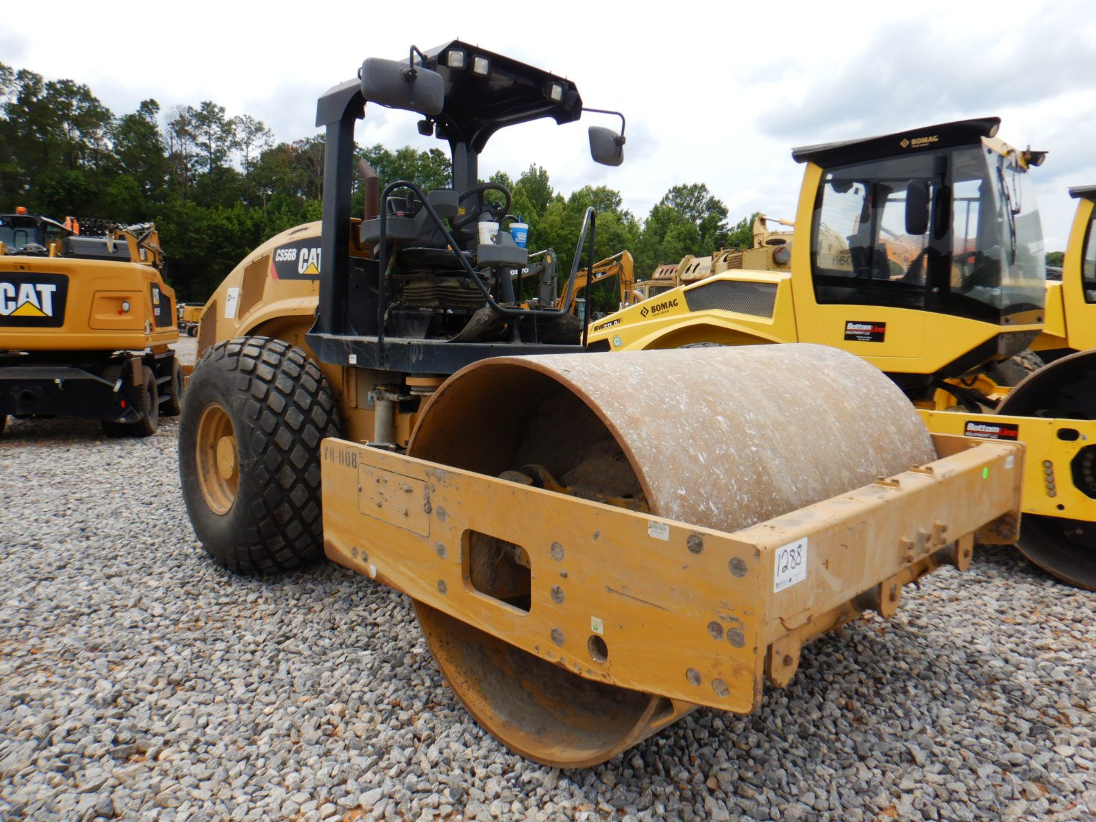 2014 CAT CS56B Roller J.M. Wood Auction Company, Inc.