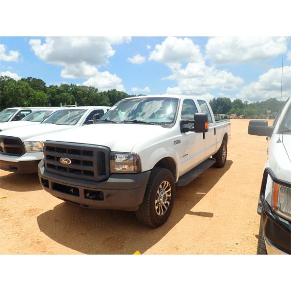 2006 FORD F250 XL Pickup Truck