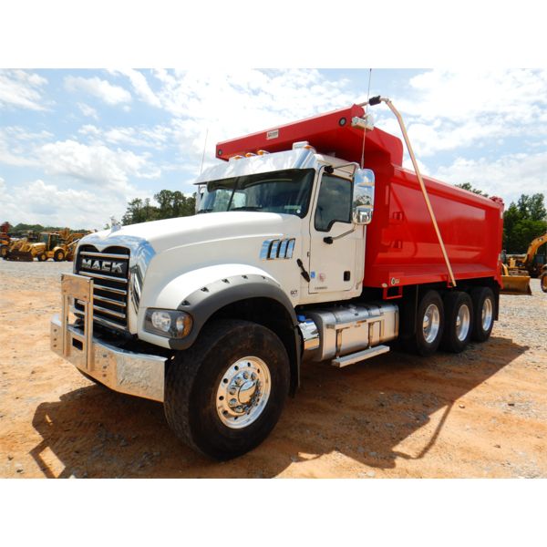 2022 MACK GR64F Dump Truck