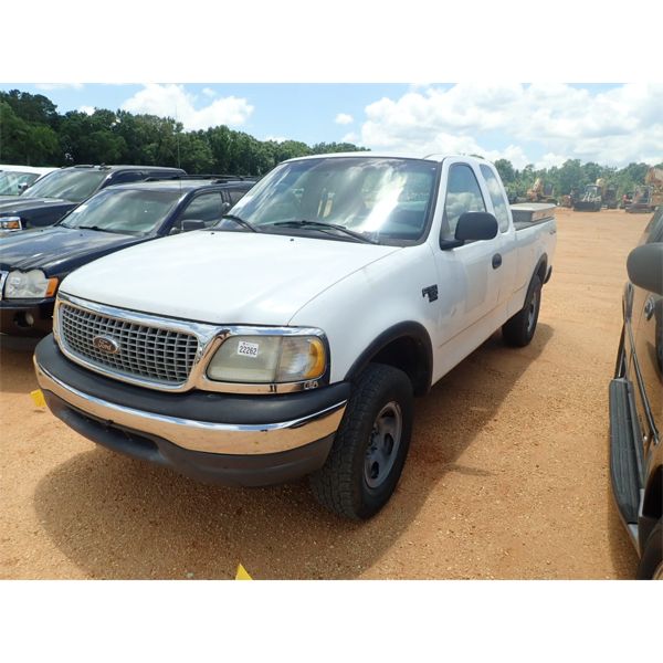 2001 FORD F150 XL Pickup Truck