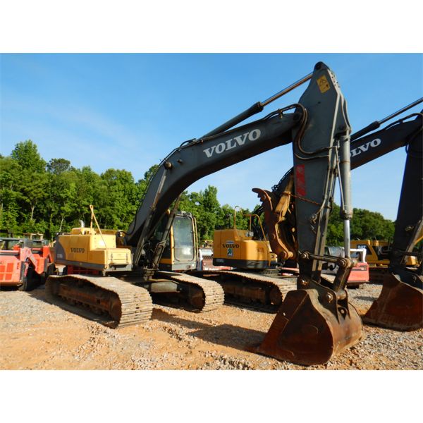 2005 VOLVO EC290BLC Excavator