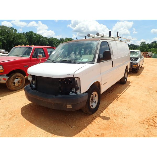 2005 CHEVROLET 2500 Cargo Van
