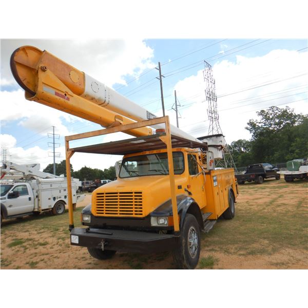 1995 INTERNATIONAL 4900 Bucket Truck