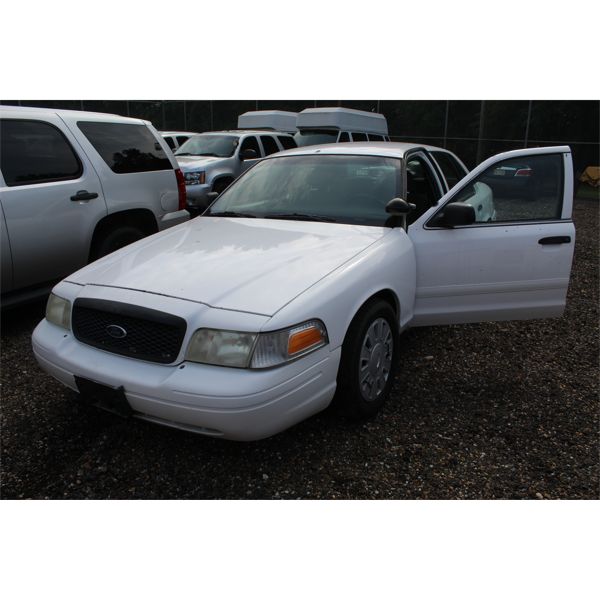 2008 FORD CROWN VICTORIA Automobile