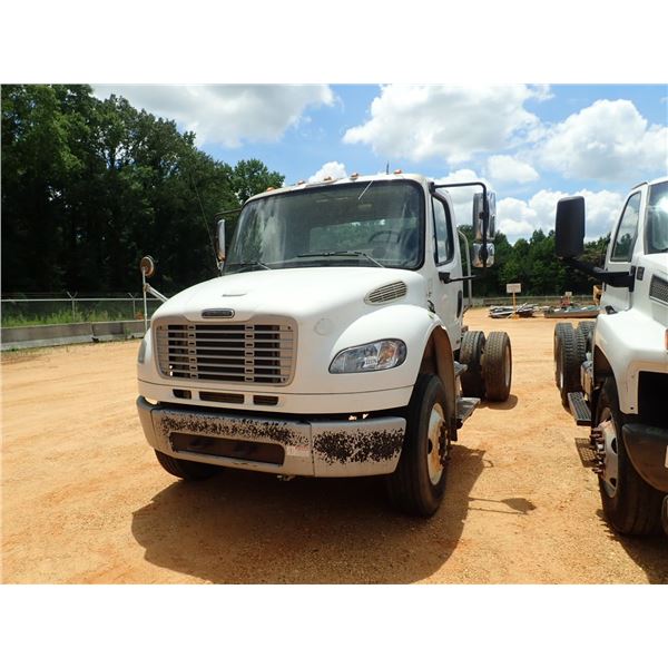 2010 FREIGHTLINER M2 Cab and Chassis Truck