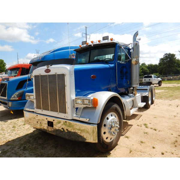 1998 PETERBILT 378 Day Cab Truck