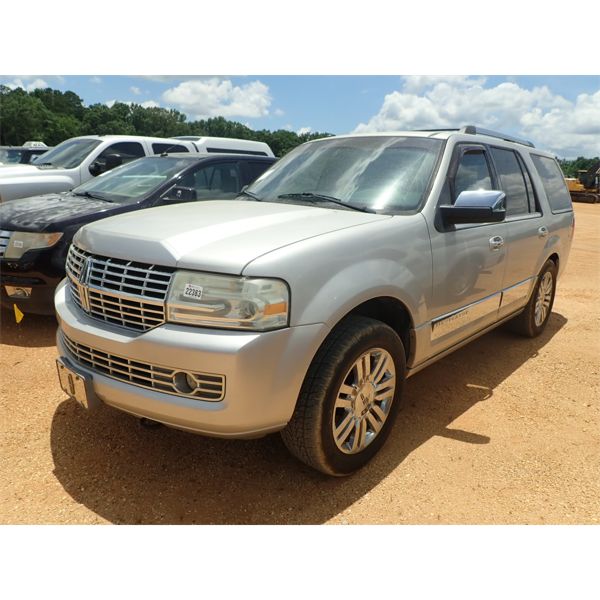 2007 LINCOLN NAVIGATOR SUV