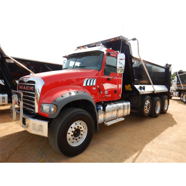 2020 MACK GR84F Dump Truck