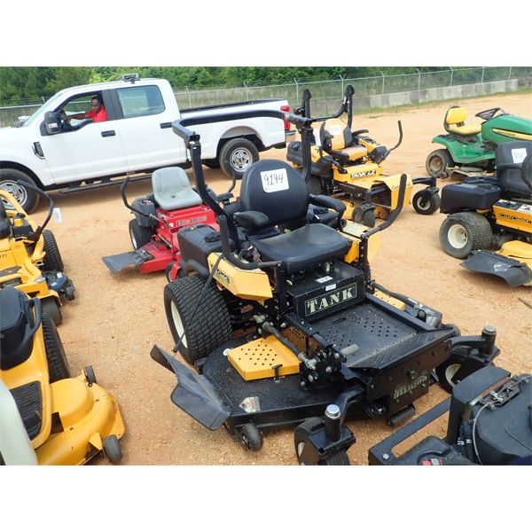 CUB CADET ZERO TURN COMMERCIAL Lawn Mower