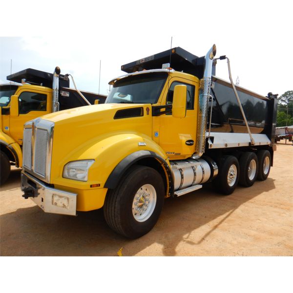 2016 KENWORTH T880 Dump Truck