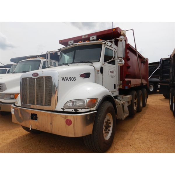 2006 PETERBILT 335 Dump Truck