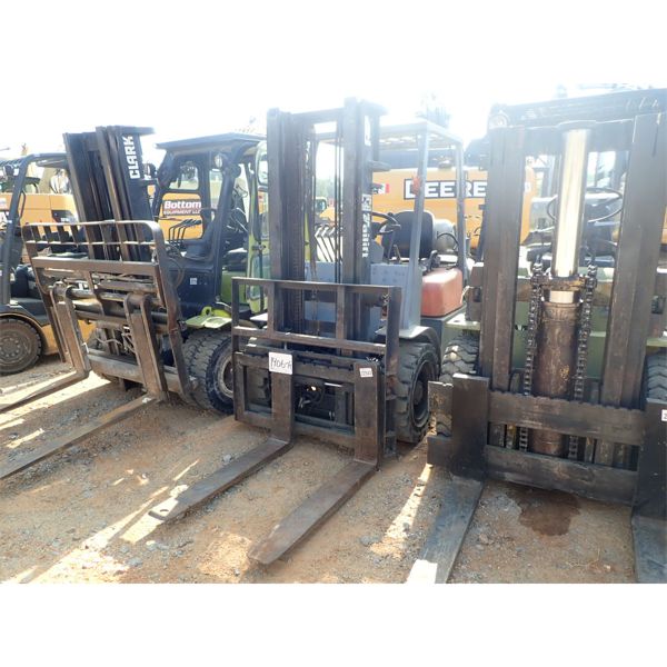 TAILIFT FG30 Forklift - Mast