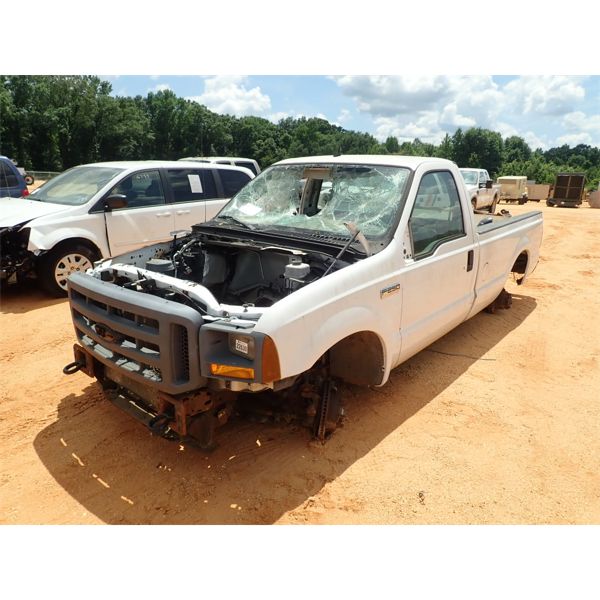 2005 FORD F250 XL Pickup Truck