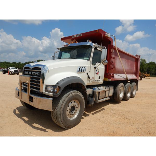 2021 MACK GR64F Dump Truck