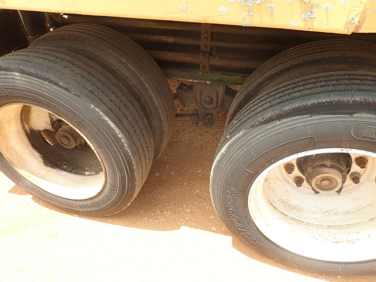 HELENA 40' Grain / Hopper Trailer