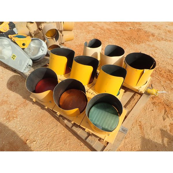 (3) TRAFFIC LIGHTS (C-6)