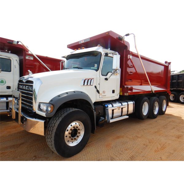 2021 MACK GR64F Dump Truck