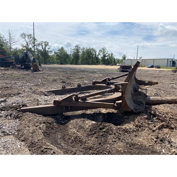 CATERPILLAR D8 Blade