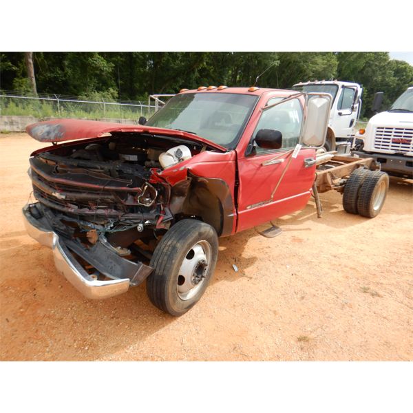 1994 CHEVROLET 3500 Cab and Chassis Truck