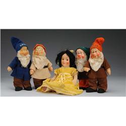 Lot of 5: Walt Disney Snow White & Dwarfs Dolls.