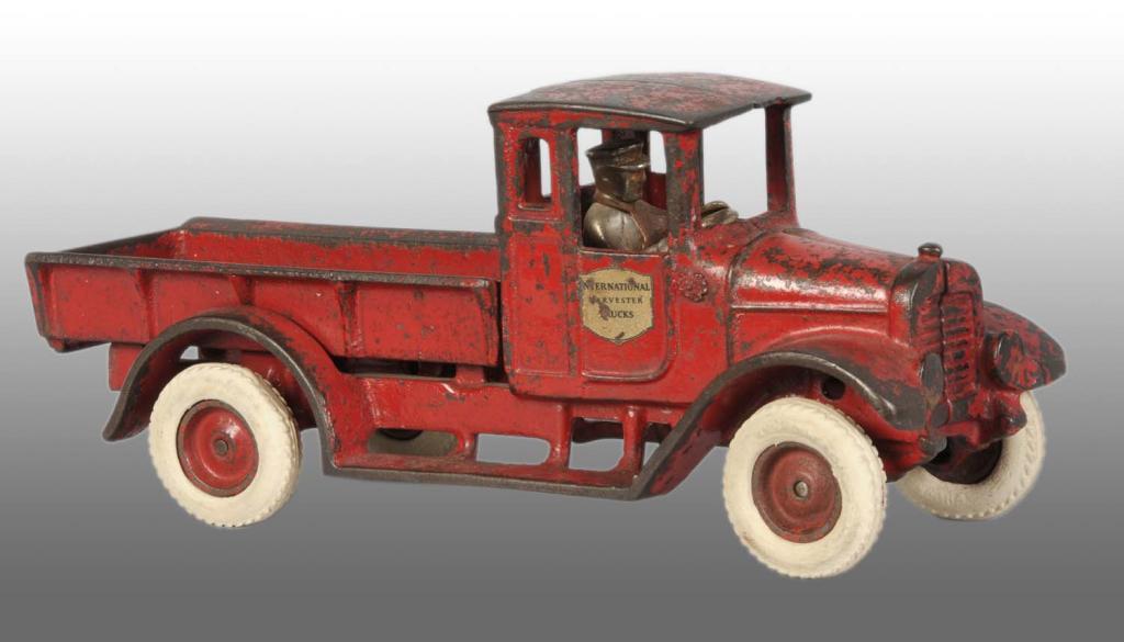 Cast Iron Arcade International Harvester Truck Toy
